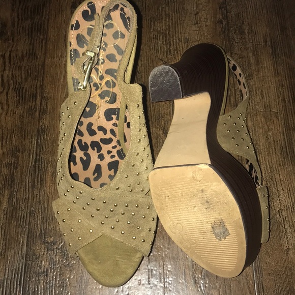 Jessica Simpson platform heels - Picture 5 of 5